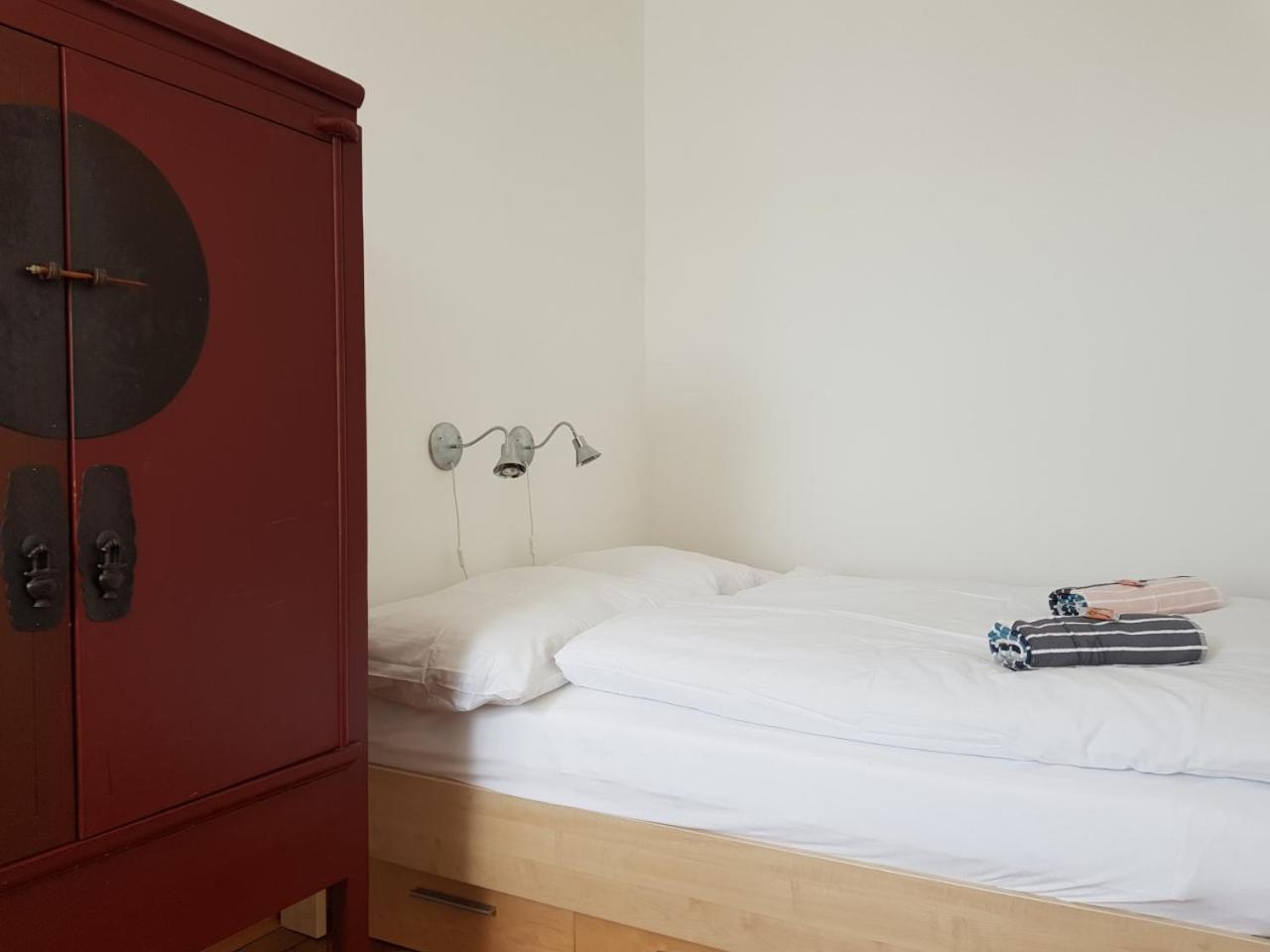 1090 Apartment *